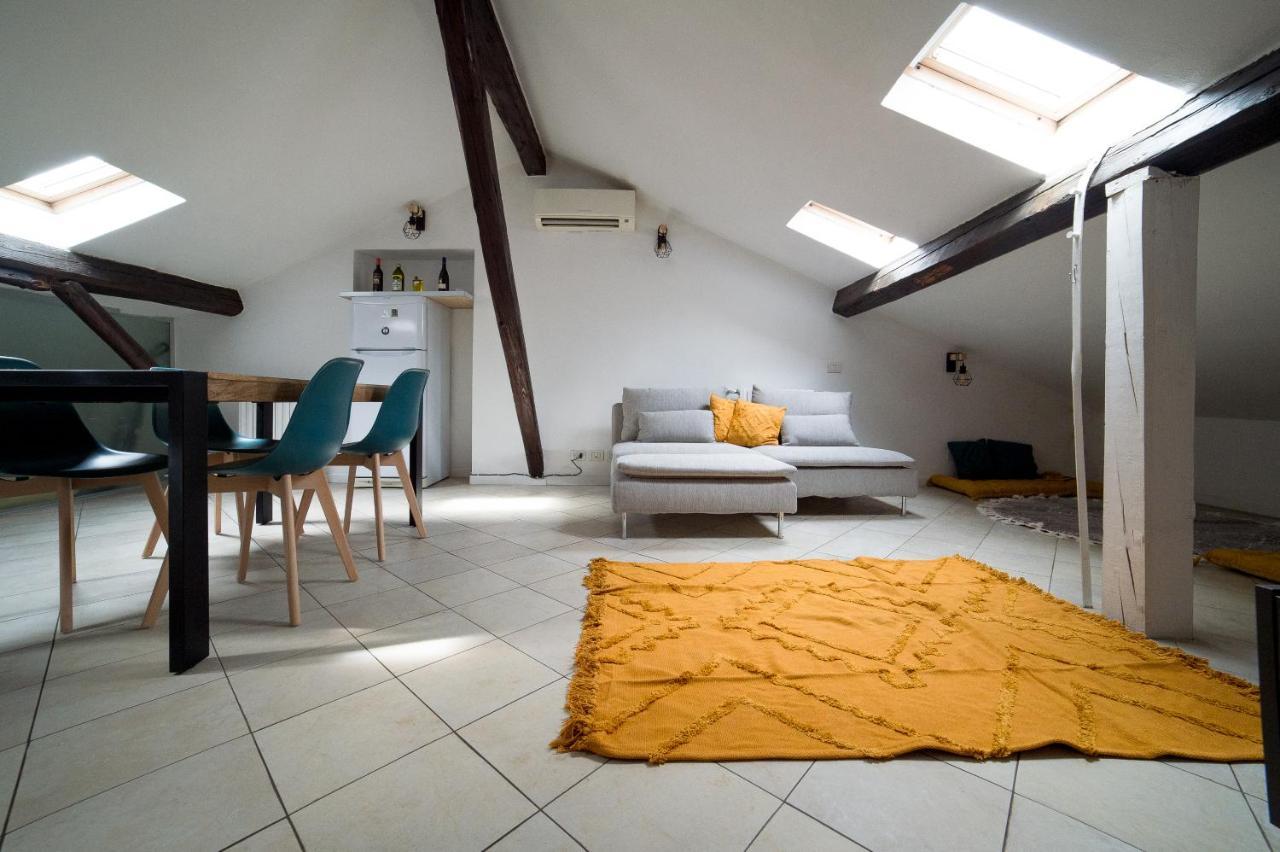 Apartmán Hbhall Navigli 30 Milán Exteriér fotografie